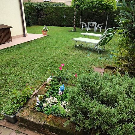 Apartamento Casa Alice SantʼAmbrogio di Valpolicella Exterior foto